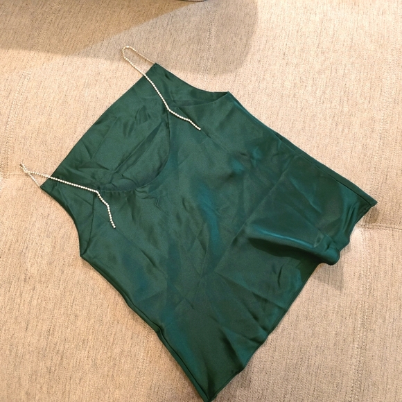 Do+Be Cowl Neck with Rhinestone Straps, Satin Emerald Green Top Sz Small - Picture 5 of 6